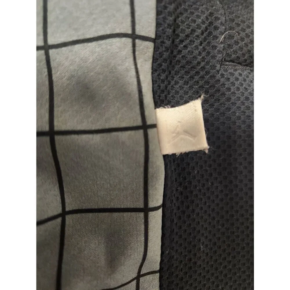 Jordan Retro 4 Stencil Dri-fit Shorts Dark Grey/Black. No string